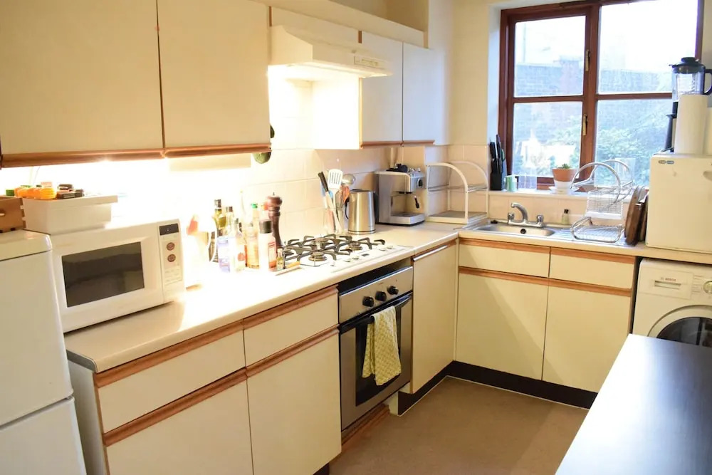 1 Bedroom Garden Flat in Bethnal Green