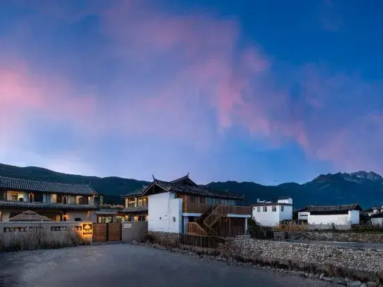 Yue Mountain VALLEY·Rustic Snowscape to the Utmost Serene Residence (Bai Sha Ancient Town Store)