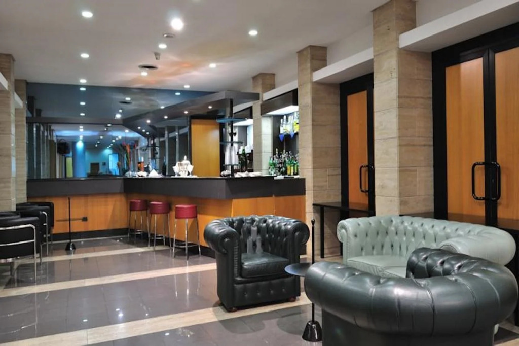 BV Hotel Oly