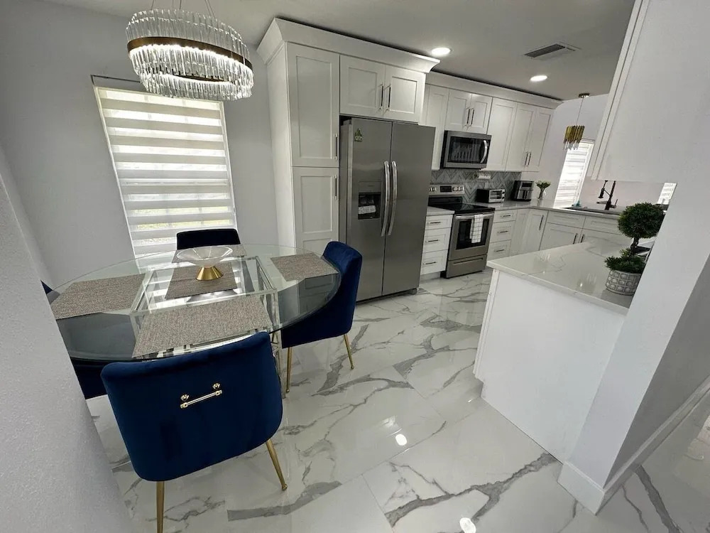 Modern, Fully Updated Southern Dunes Home - Golf Course Views