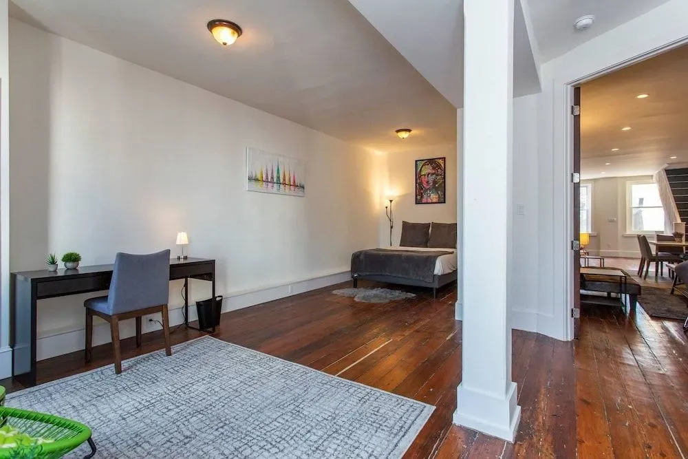 Expansive Loft Located in the Heart of Old City