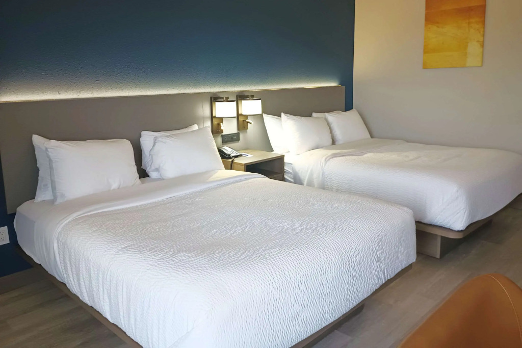 Comfort Inn & Suites Johnson City - Binghamton