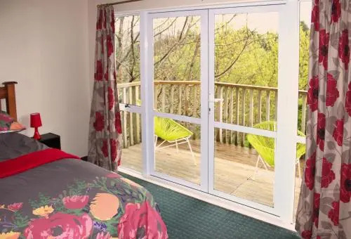 Poppy Chalet