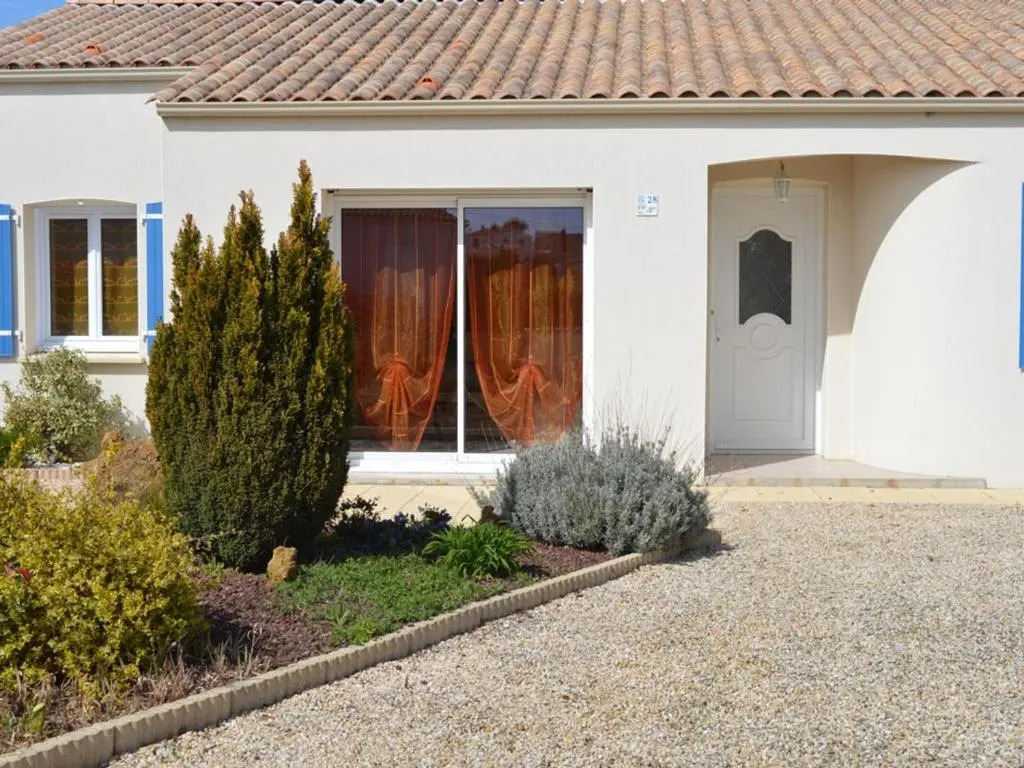Maison la Tranche-Sur-Mer, 3 Pièces, 4 Personnes - Fr-1-22-252