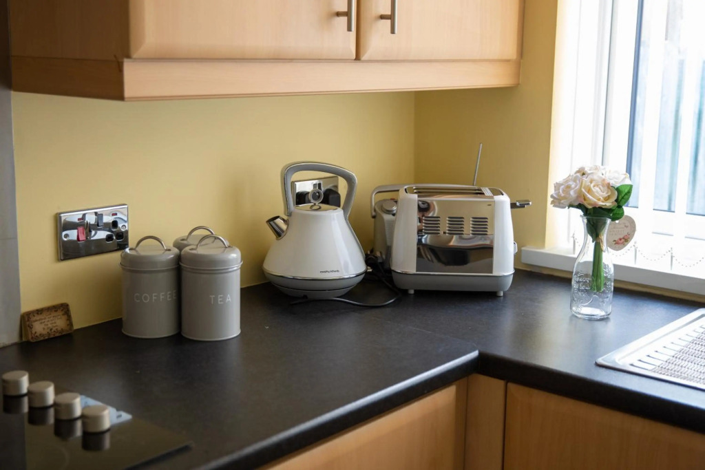 Ponderosa Cottage Lisburn Free Gated Parking M1 & City all close by
