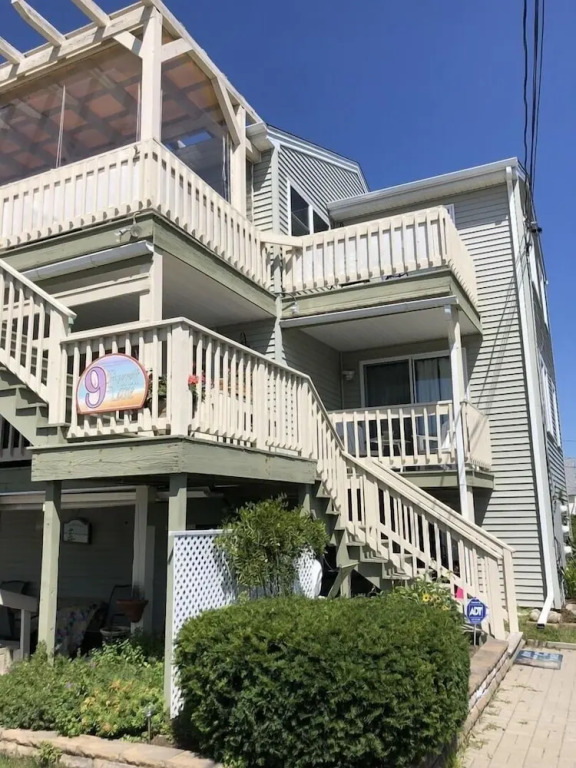 Seascapes - W153 Fantastic Condo Steps Away From Wells Beach And Town Center 2 Bedroom Home by RedAwning
