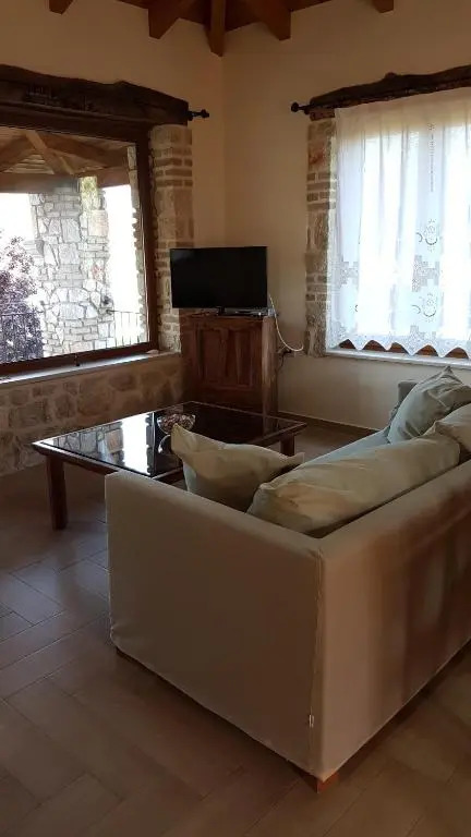 Castello Bellos Villas & Apartments