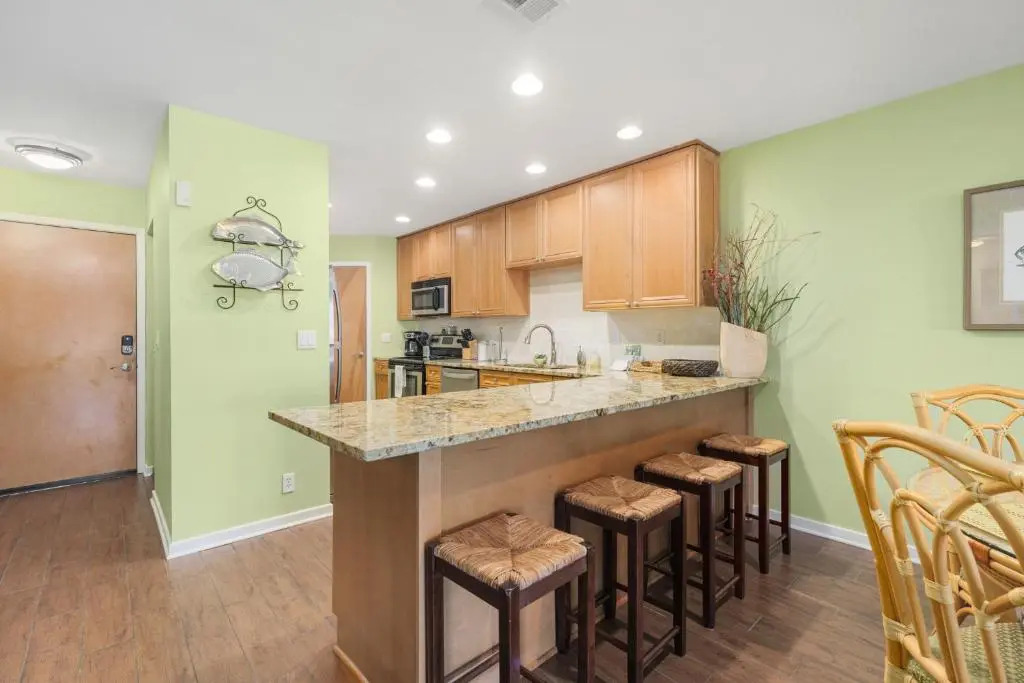 Hibiscus 101-D by Distinctive Beach Rentals