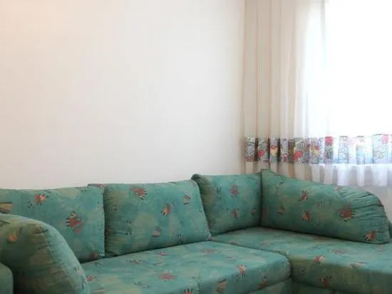 Rona Apartment Natasha