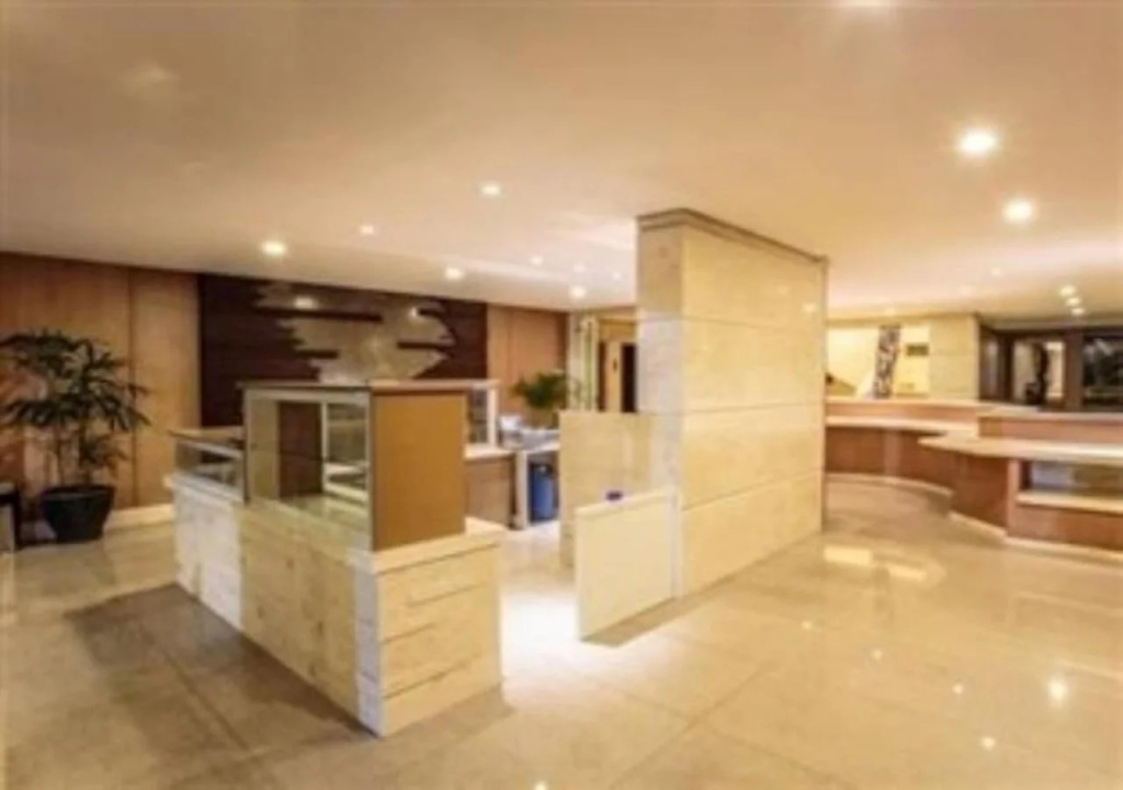 Crown Victoria Hotel Tulungagung