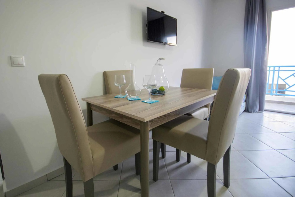 Lescale Appart-hôtel By 7AV HOTELS