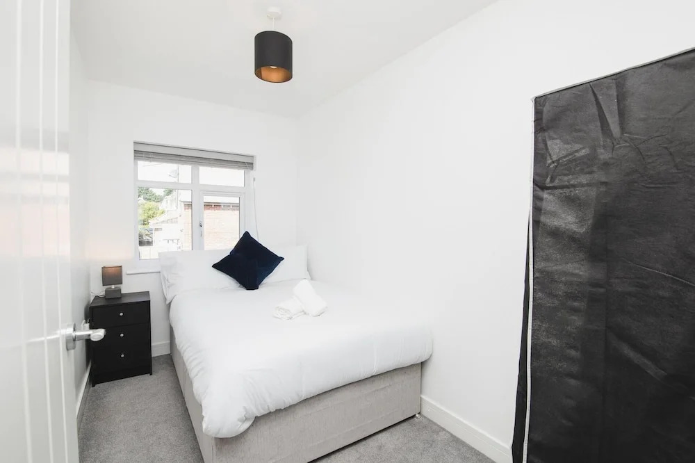 NEW 2BD Pontact Flat in the Heart of Didcot