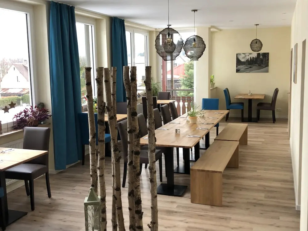 Gasthof Deutscher Adler und Hotel Puchtler