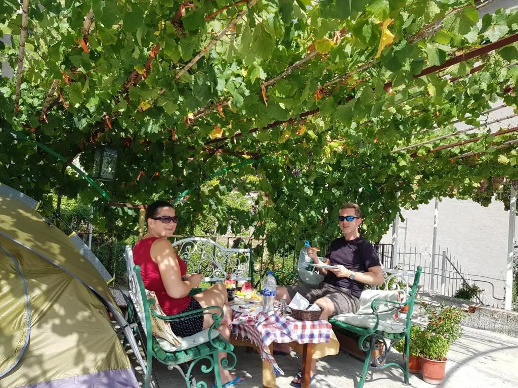 Ilir Guest House 1