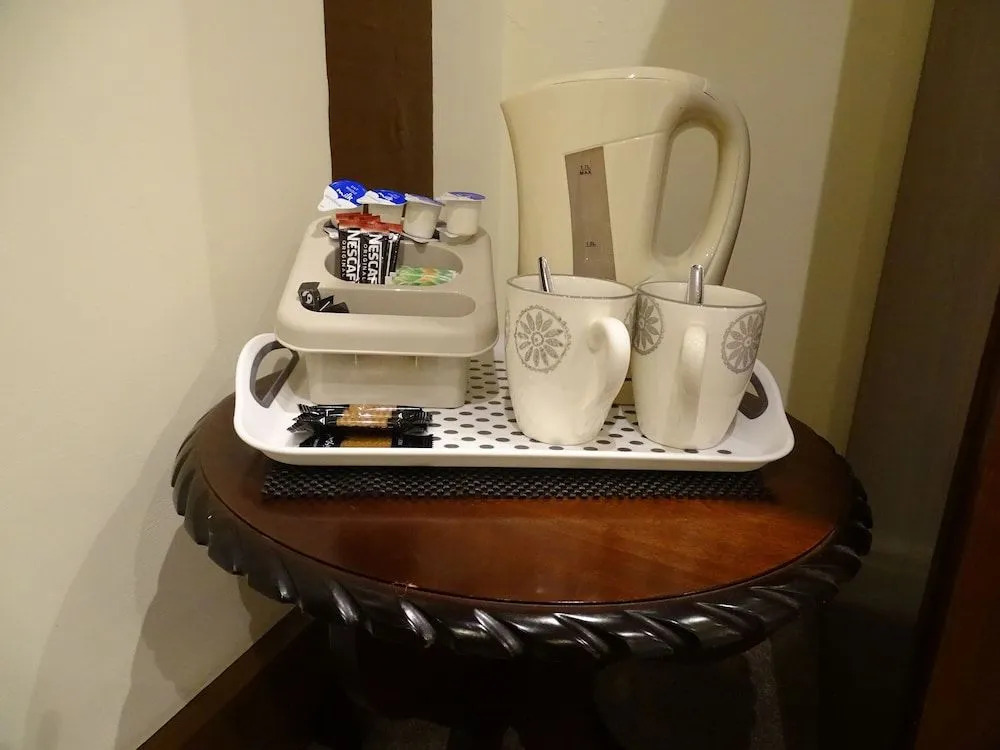 Ellesmere Hotel