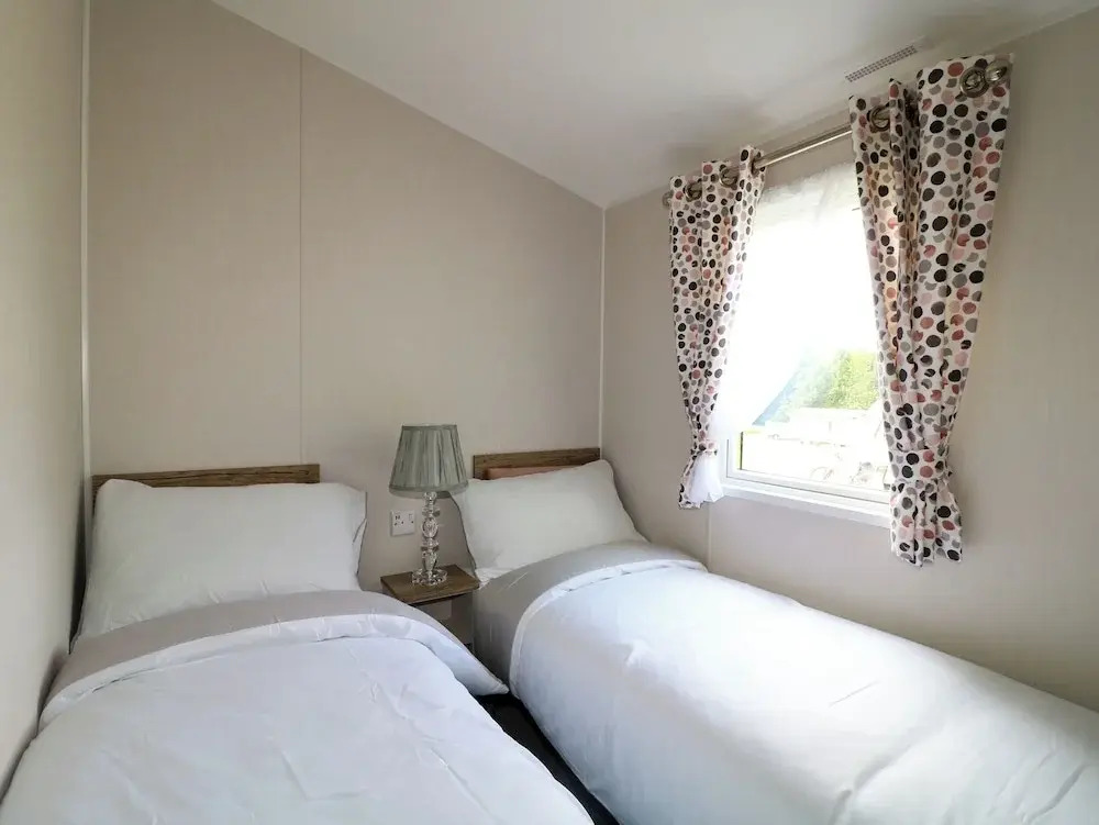 Woodpecker Lodge