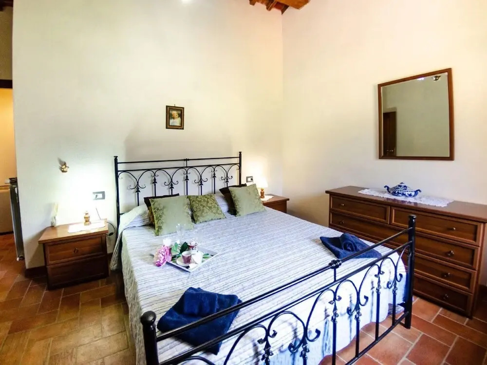 Spacious Cottage in Buti
