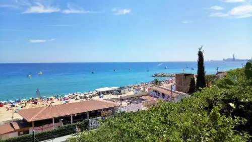 Helena Seaview & Beach-apartment