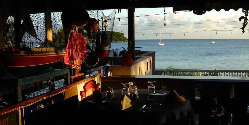 Trade Winds Restaurant & Guest House