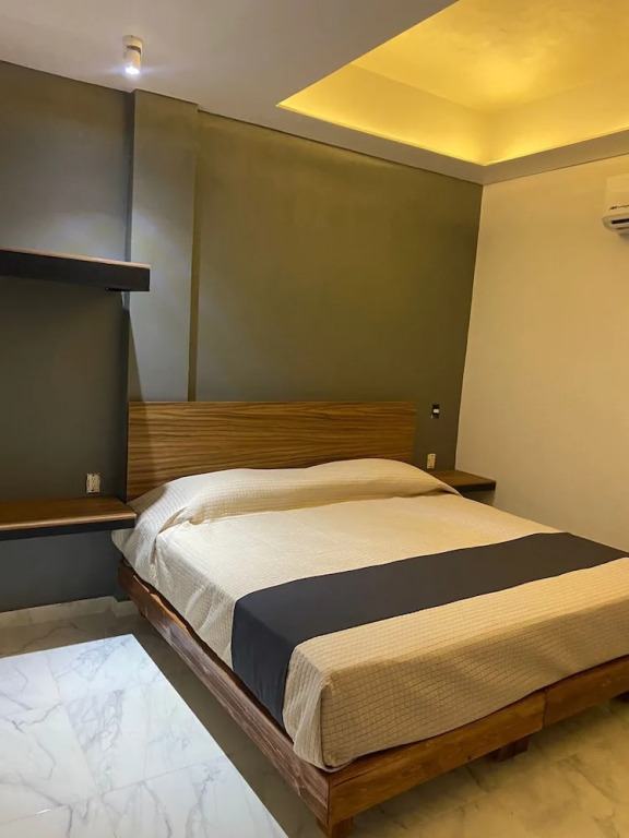 Hotel Camelinas Express