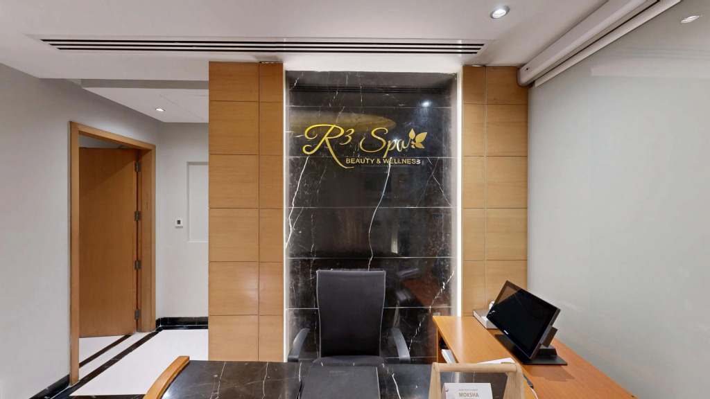 Radisson Blu Marina Hotel Connaught Place