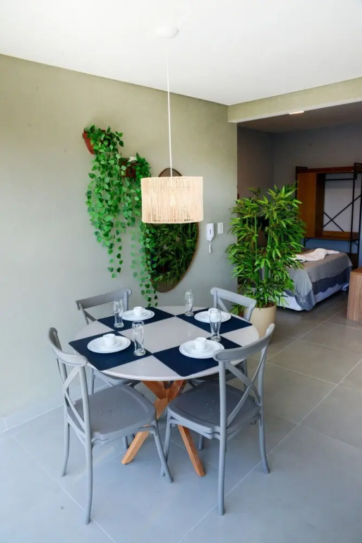 Apto c rea Gourmet a 300m da Praia das Toninhas