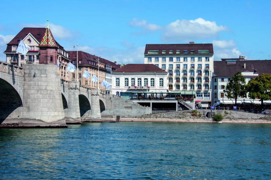 Отель Merian Basel