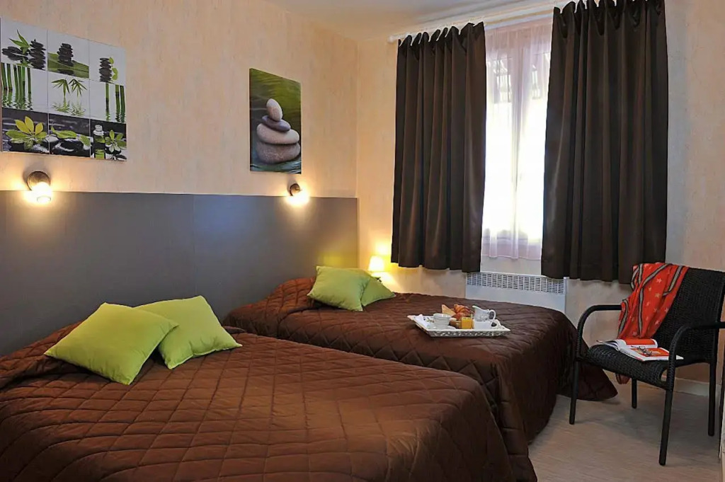 Logis Hotel Le Prieure