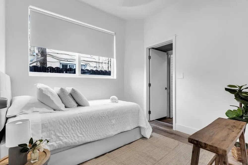 Stylish & Modern 4BD Home