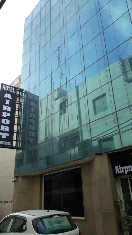 Hotel RTS Plaza Near IGI Airport
