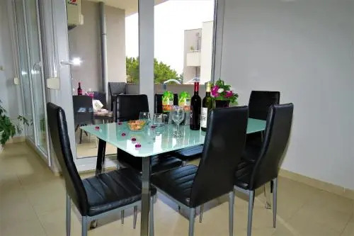Apartment West