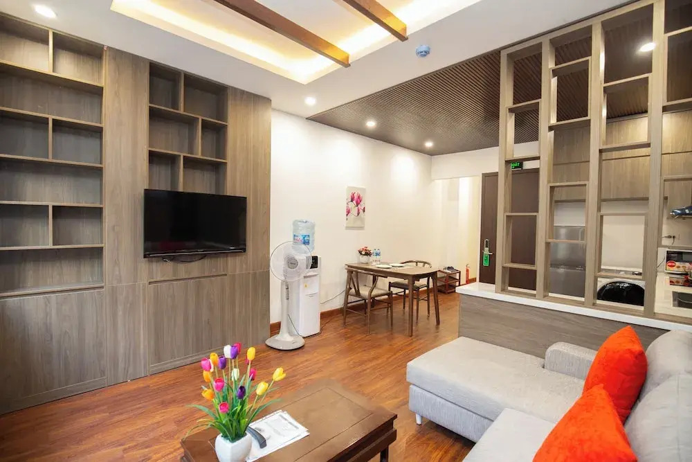 Sumitomo 11 Apartment - No 5 lane 39 Linh Lang street