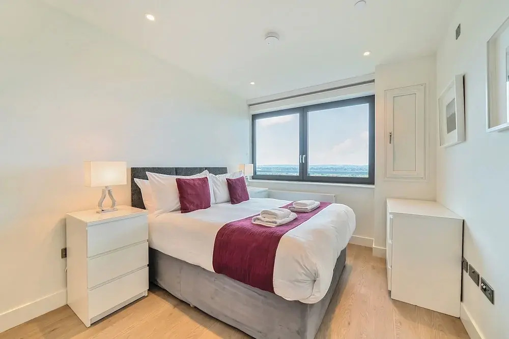 Roomspace Serviced Apartments -Oasis Way