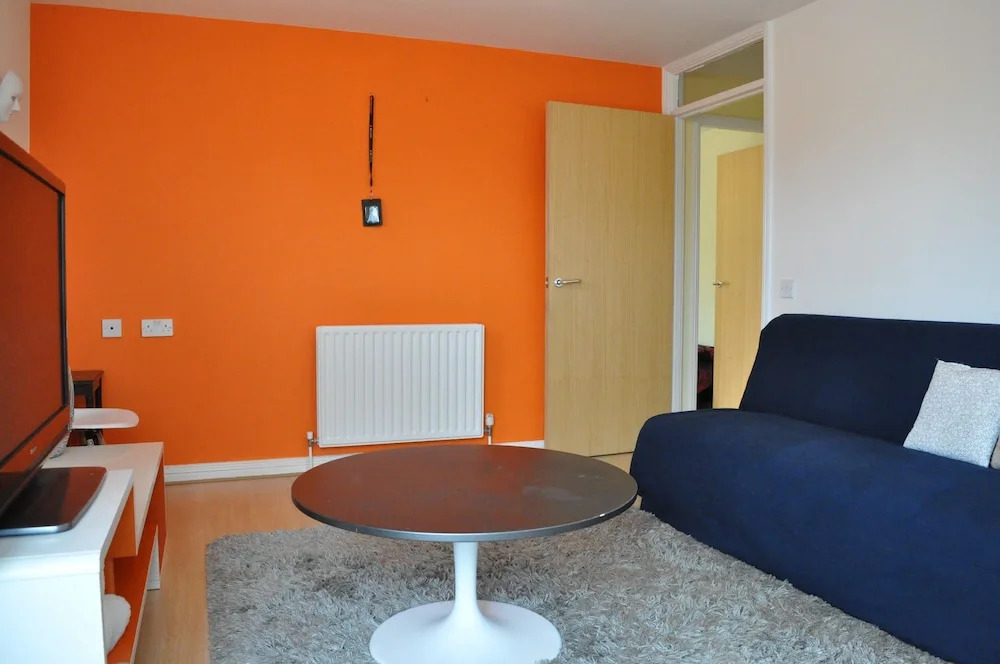 Lovely Spacious 1 Bedroom Flat in East London