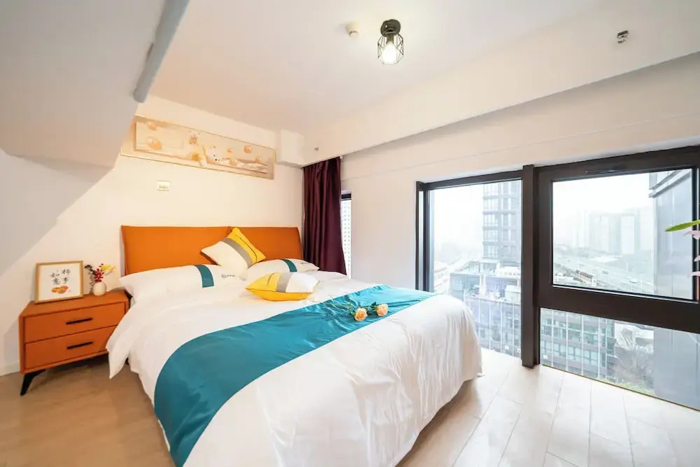 Shanghai Hills & Wanye Spacious Family Suites