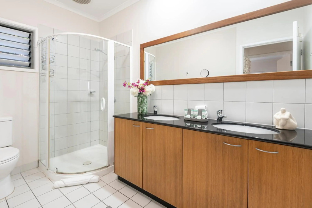 Casuarina 18 Hamilton Island Ocean Views, Golf Buggy & transers