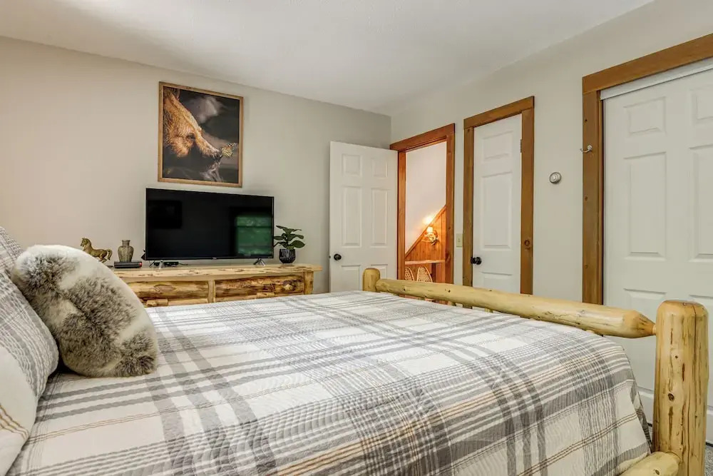 Honey Paws Inn: Wilmington Home 6 Mi to Mount Snow