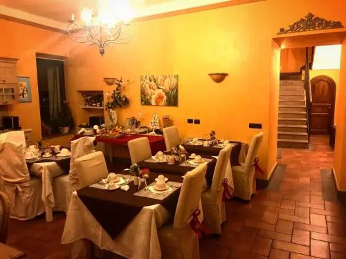S. Faustino Rooms