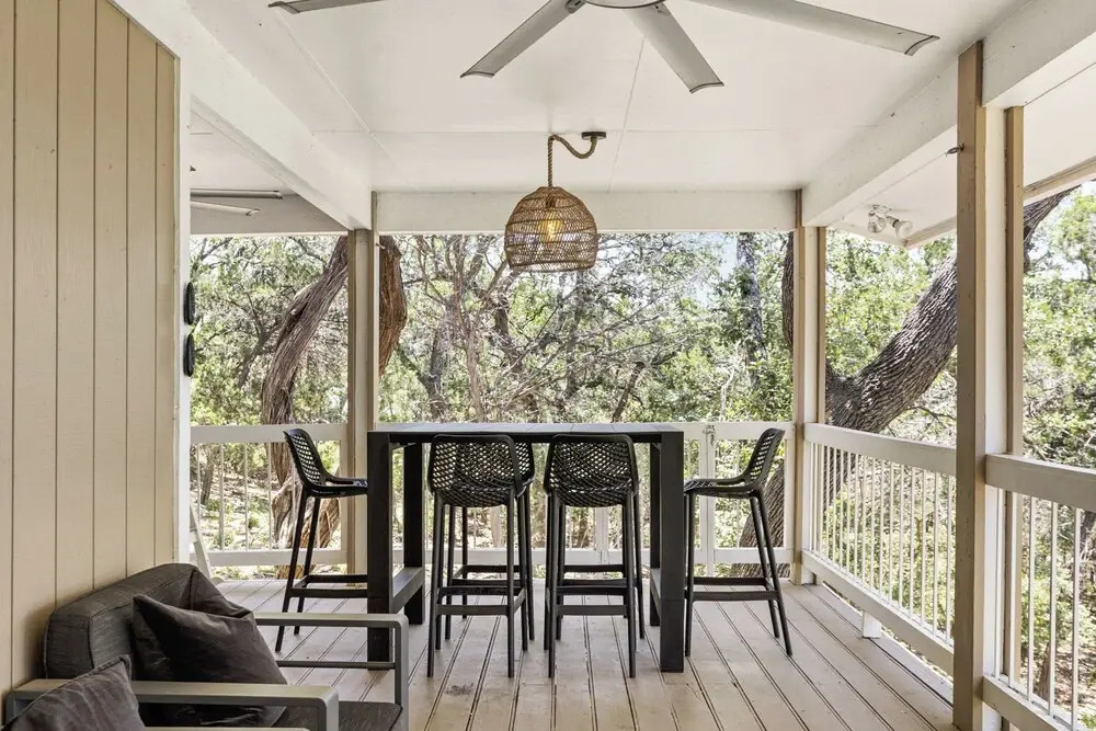 Lakefront, Private 3br, Dog-friendly Rental