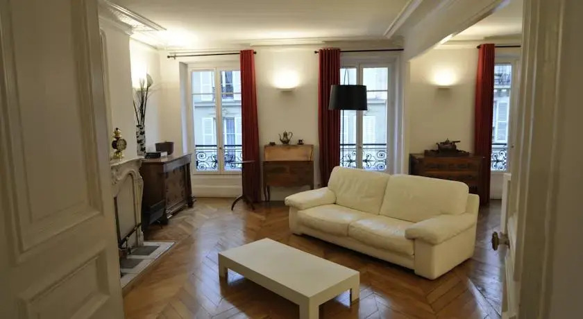 Appartement moulin rouge II