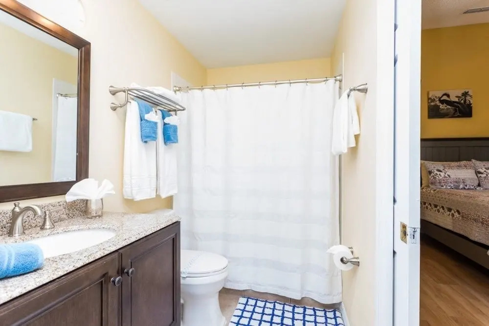 3BR Pool Home in Sunridge by SHV-100