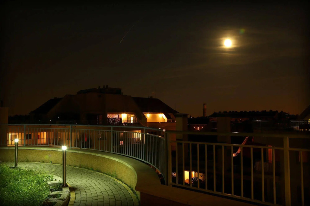 Garay Terrace Residence