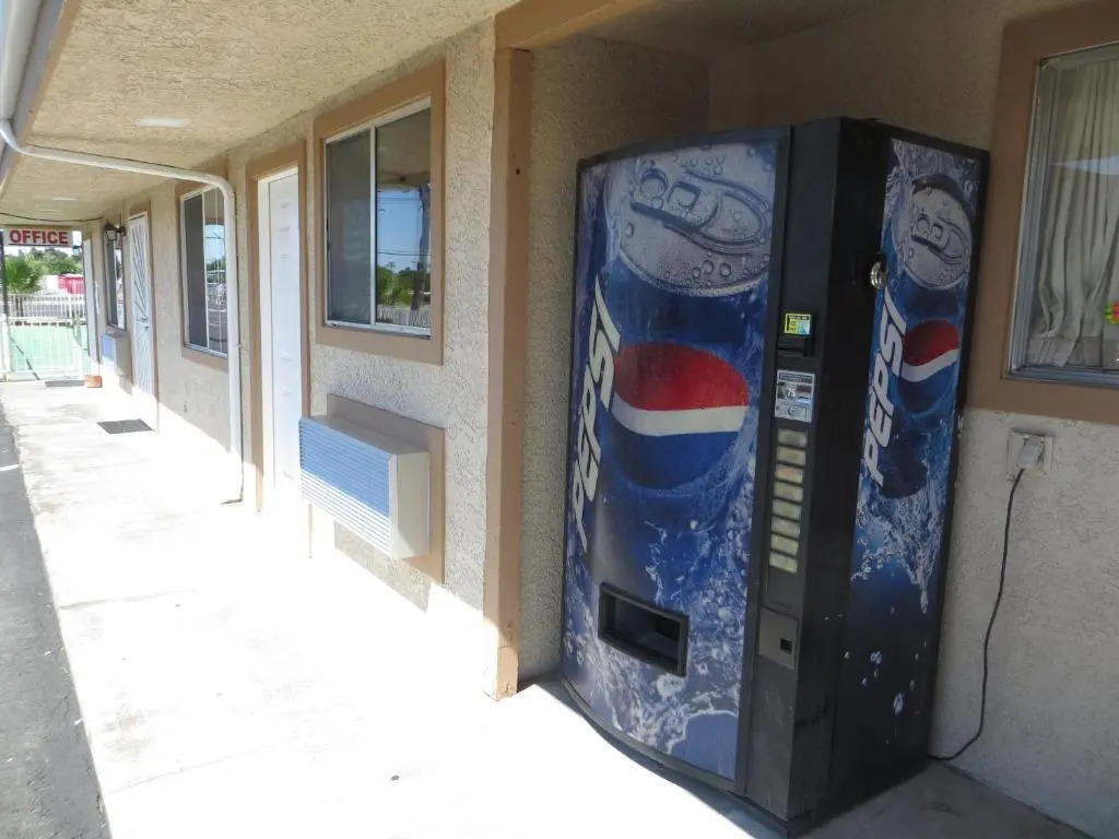 A Fishers Inn Motel