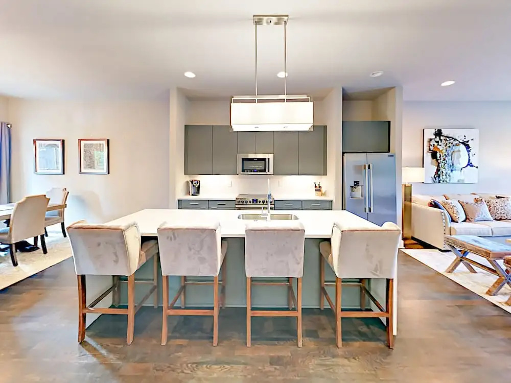 617 27th Avenue N Townhouse 3 Bedrooms 3.5 Bathrooms Townhouse