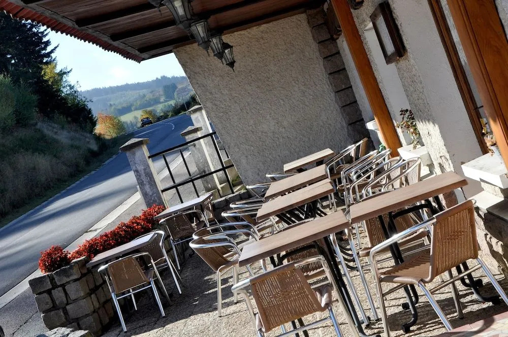 Logis Hotel Au Rendez-vous des Chasseurs