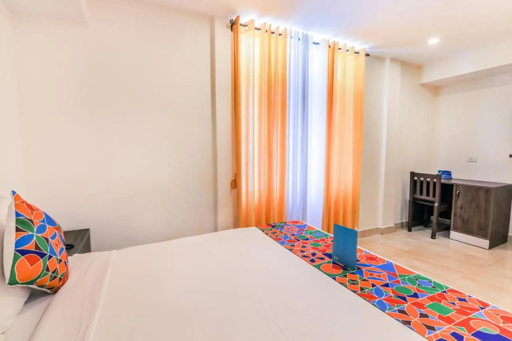 FabHotel Oakwey Inn - Indiranagar