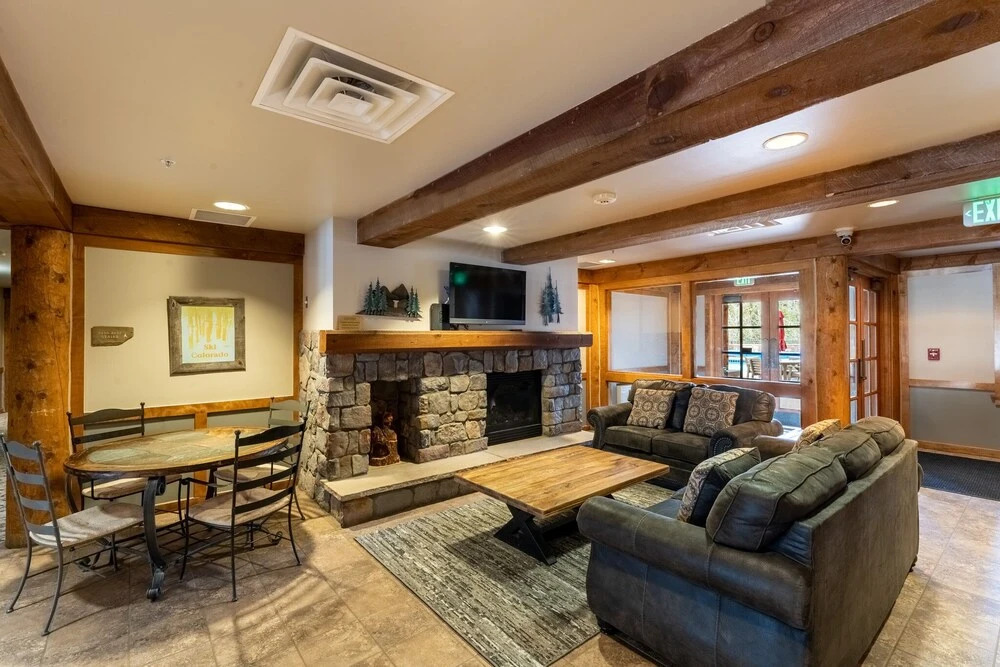 Dakota Lodge