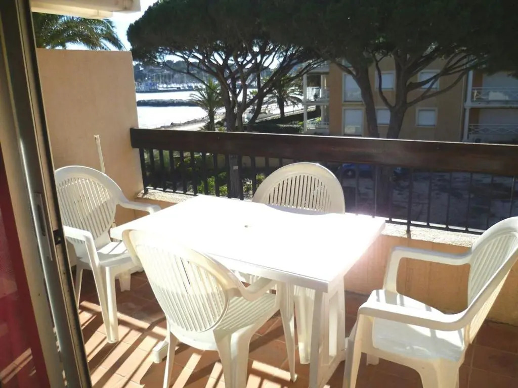 Appartement Cavalaire-sur-Mer, 2 pièces, 4 personnes - FR-1-226B-153