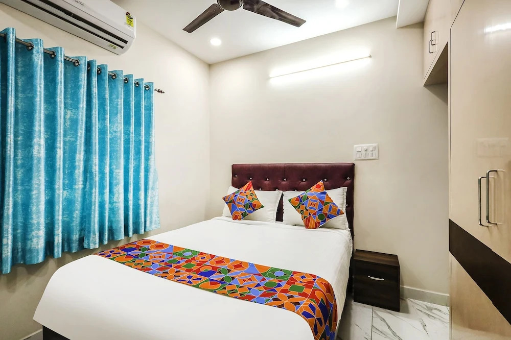 Fabexpress 7 Hills Home Stay
