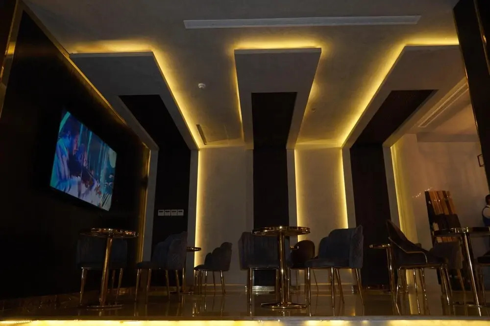 Crystal Blue Hotel